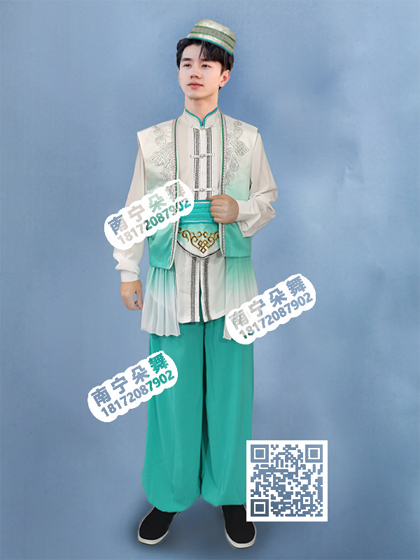 白衣绿裤腰渐变马褂回族男装