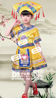 黄色壮族女童服