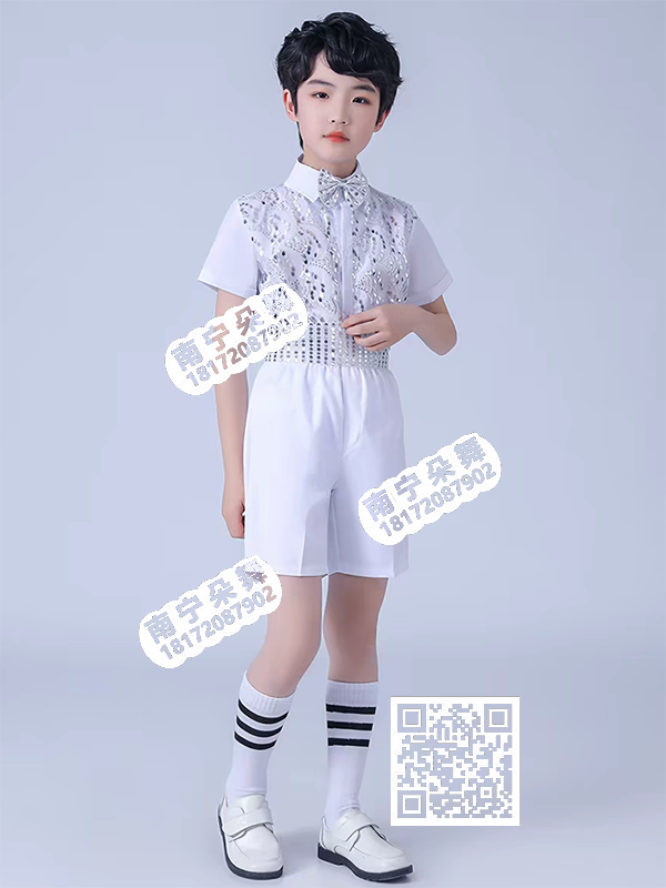 白色亮钻短衬衫短裤男童